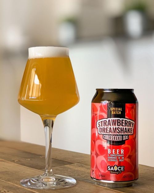 Sauce Strawberry Dreamshake IPA 375ml Can ⠀