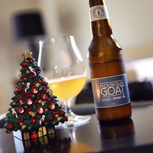 It’s day 18 of our Beer Advent Calendar! Today it’s Mountain Goat Steam Ale.